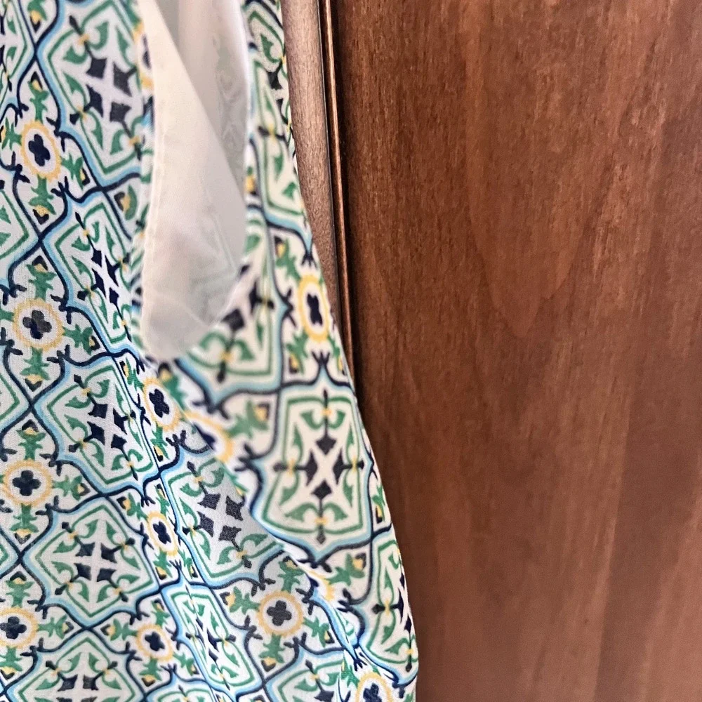 MAX STUDIO-Green Moroccan Print Halter Style Blouse Size L - Picture 3 of 10